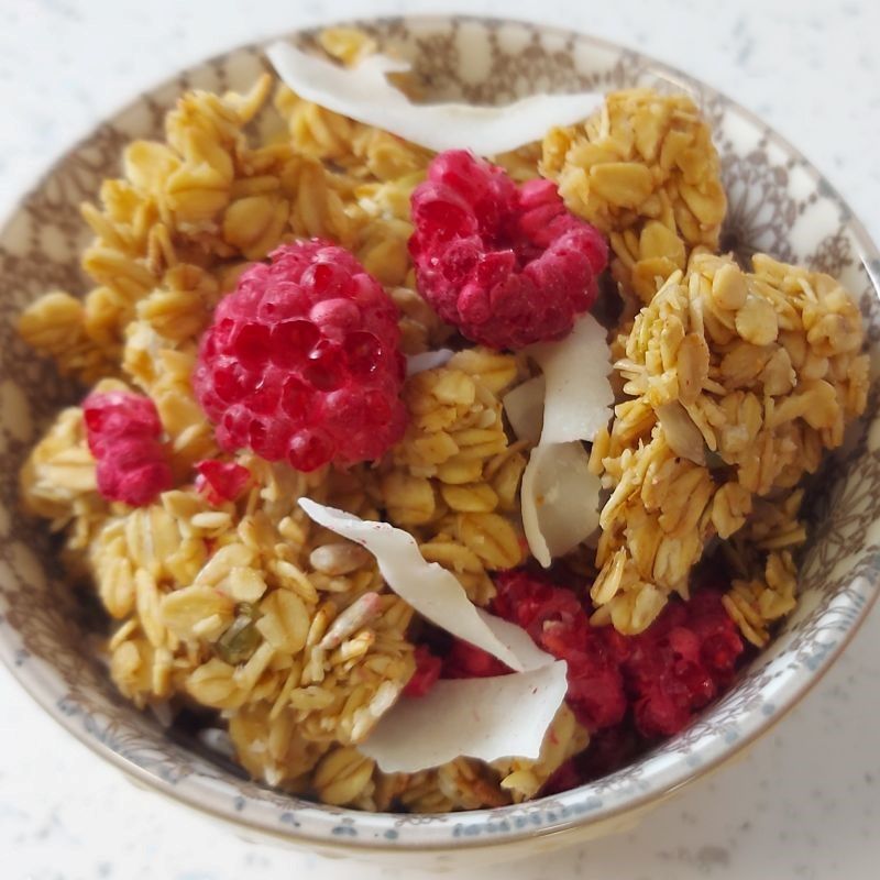 Green's Raspberry & Coconut Granola Breakfast Cereals