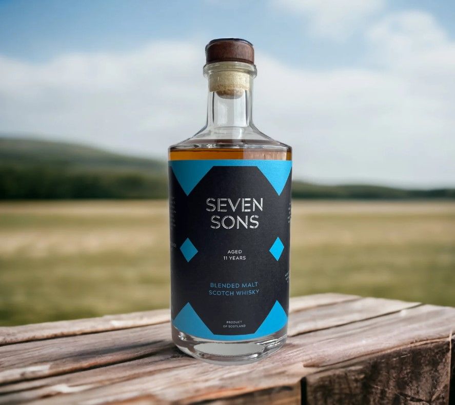 8 Doors Distillery Seven Sons Blended Malt Whisky 11yo Liqueurs