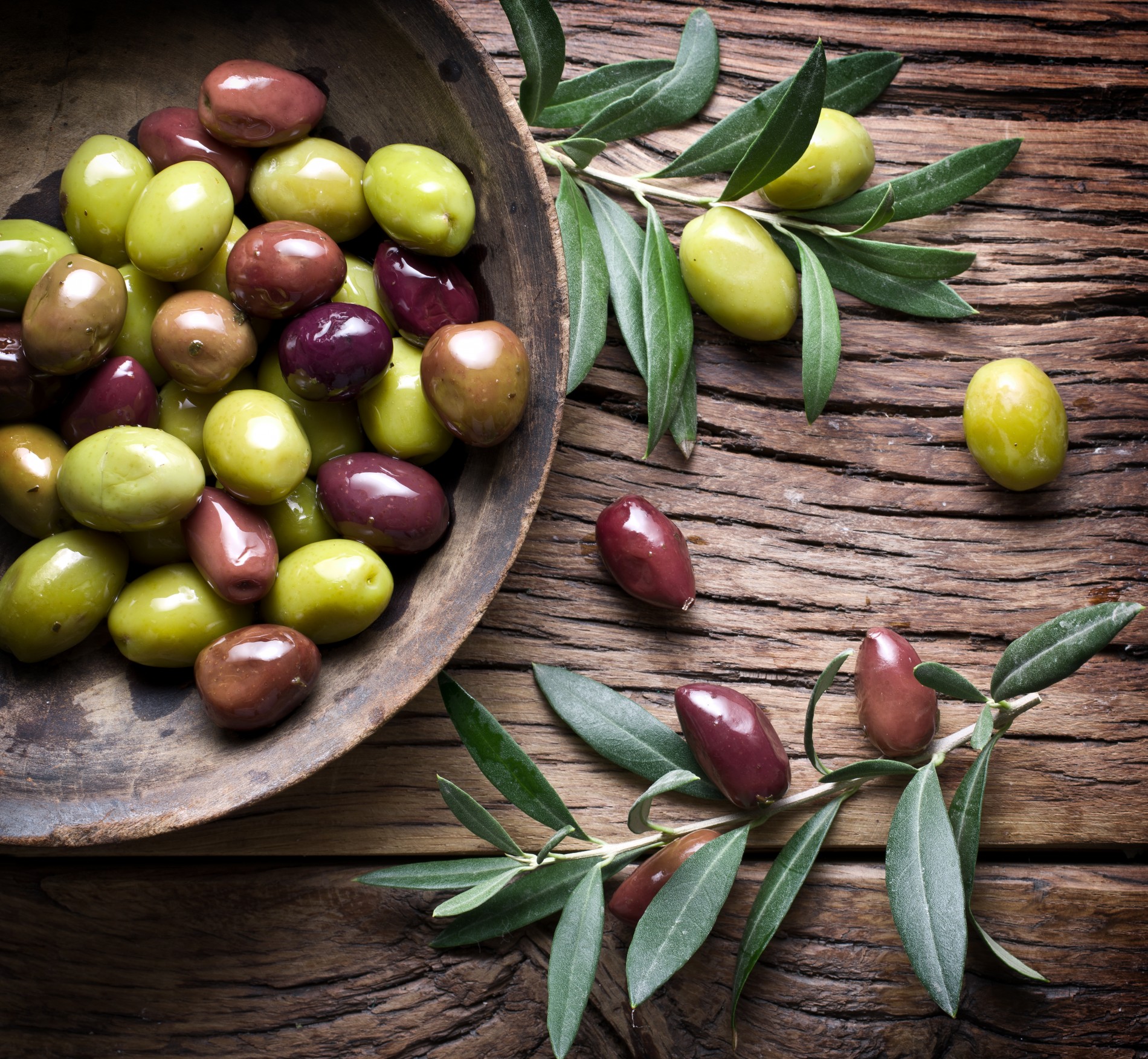 Are olives dyed to make them black? — The Olive Oil Source